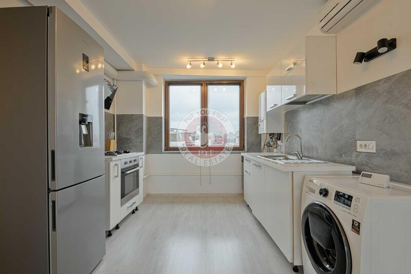 Parc Floreasca | 3 camere | 103mp | Penthouse | B12180